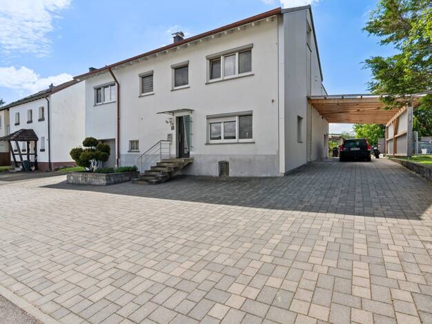 Einfamilienhaus zum Kauf 499.000 € 7 Zimmer 300 m² 2.300 m² Grundstück Bartholomä Bartholomä 73566