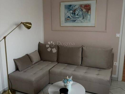 Wohnung zur Miete 500 € 1 Zimmer 28 m² Omišalj Omišalj 51513