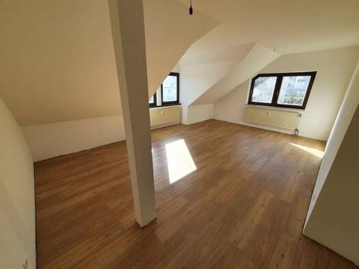 Wohnung zur Miete 590 € 2,5 Zimmer 77 m² 2. Geschoss frei ab sofort Pestalozzistrasse 1 Rappach Bretzfeld 74626