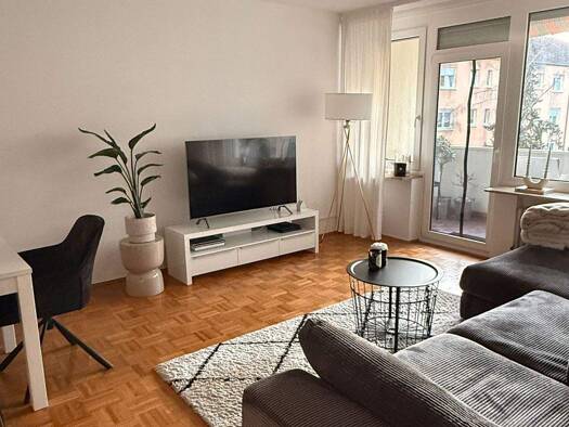 Wohnung zur Miete 1.035 € 3 Zimmer 84 m² Geschoss 2/3 frei ab 01.05.2026 Sieglitzhof Erlangen 91054