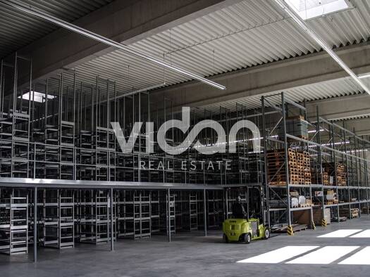 Lagerhalle zur Miete 1.219 m² Lagerfläche teilbar ab 1.485 m² Hellerhof Düsseldorf 40595