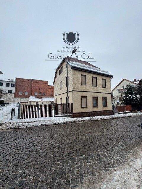 Immobilie in Gotha - Leerstehendes kleines 3 FH zum Eigennutz, Vermietung oder FEWO mit Garage & Stellplätzen - Bild 0