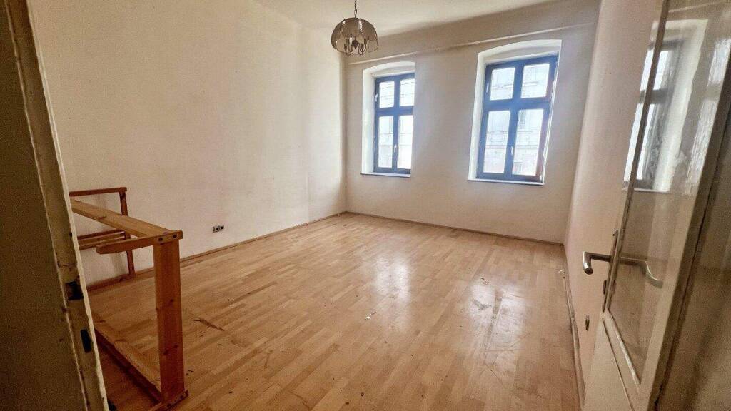 Wohnung zum Kauf 112.000 € 1,5 Zimmer 28 m² 1. Geschoss Wien 1140