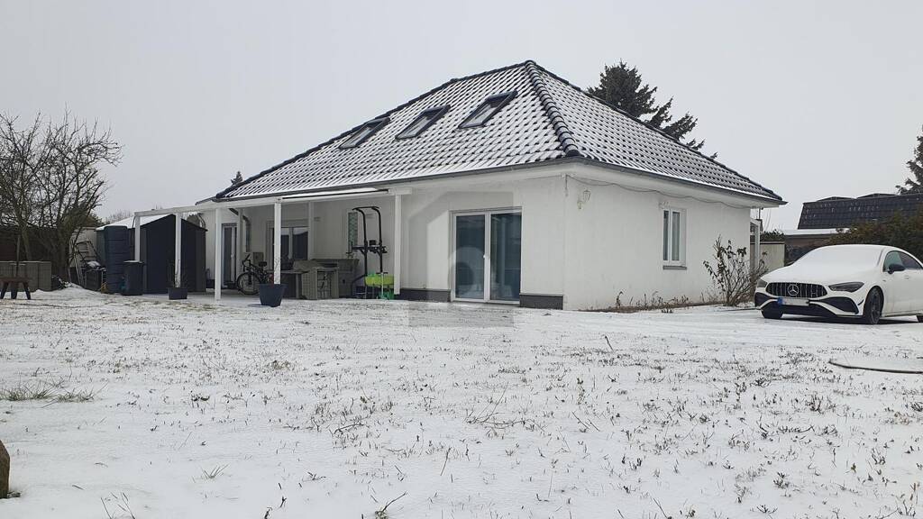 Einfamilienhaus zur Miete 2.697 € 4 Zimmer 192 m² 753 m² Grundstück Neu Lindenberg Ahrensfelde 16356