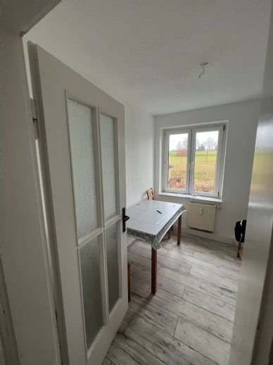 Wohnung zur Miete 220 € 2 Zimmer 45 m²<br/>Wohnfläche EG<br/>Geschoss ab sofort<br/>Verfügbarkeit Karl-Liebknecht-Str. 2-12 Hirschfelde Zittau 02788