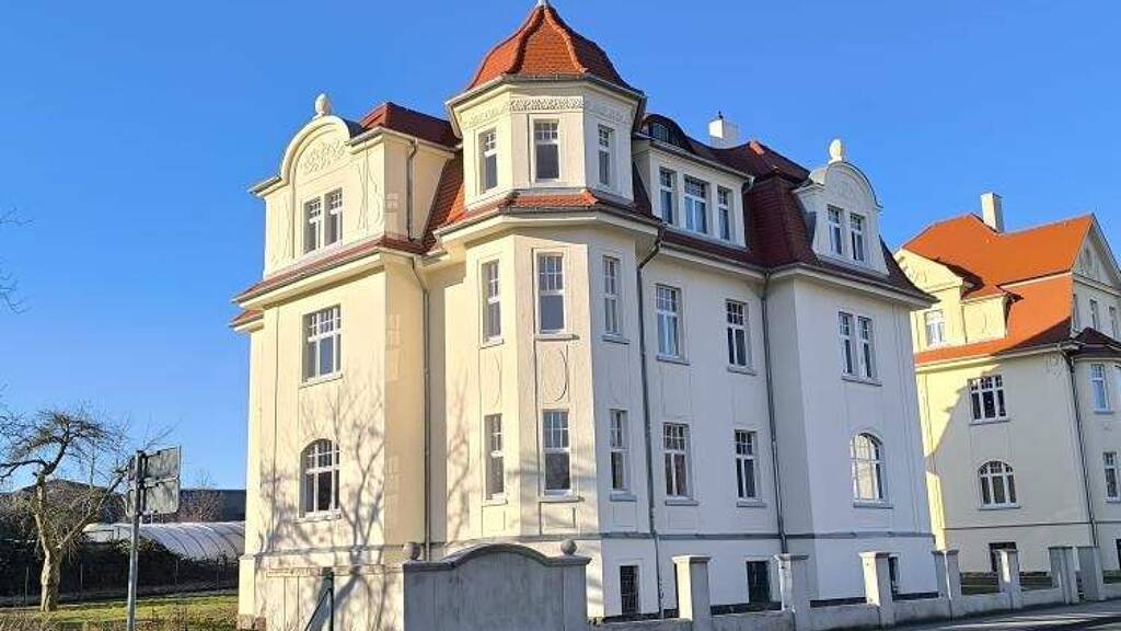 Wohnung zur Miete 955 € 5 Zimmer 154,1 m² 1. Geschoss Zittau 02763