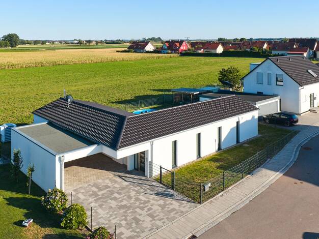 Bungalow zum Kauf 5 Zimmer 130 m² 700 m² Grundstück Schönach Mötzing 93099