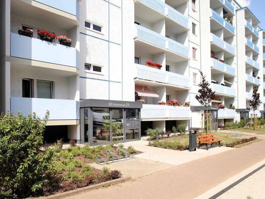 Wohnung zur Miete 356 € 4 Zimmer 75,4 m² 6. Geschoss Fohlenwinkel 20 Reitbahnviertel Neubrandenburg 17034
