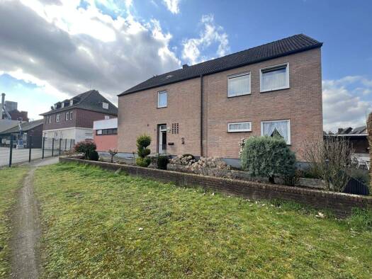 Mehrfamilienhaus zum Kauf 279.900 € 8 Zimmer 190,2 m² 598 m² Grundstück Barlo Bocholt 46397