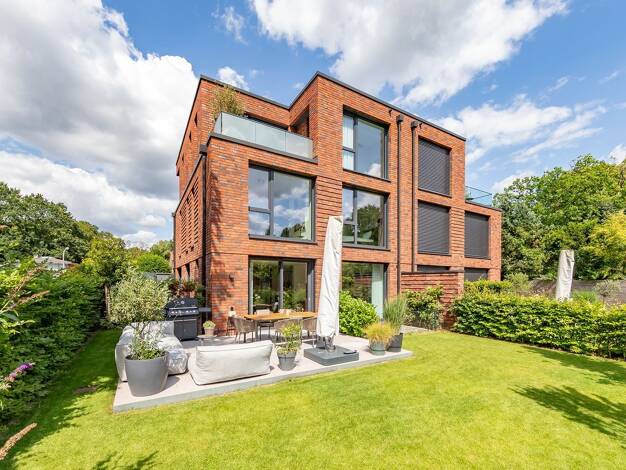 Doppelhaushälfte zum Kauf 1.790.000 € 5,5 Zimmer 280 m² 377 m² Grundstück Volksdorf Wandsbek 22359