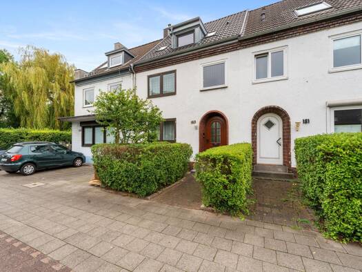 Reihenmittelhaus zum Kauf 550.000 € 6 Zimmer 130 m² 154 m² Grundstück frei ab sofort Derendorf Düsseldorf 40468