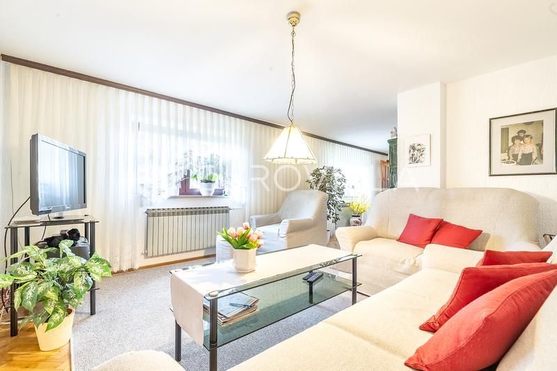 Haus zum Kauf 380.000 € 3 Zimmer 464 m²<br/>Wohnfläche Dubravica Stenjevec center 10090