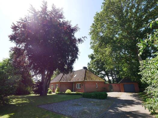 Haus zum Kauf 295.000 € 6 Zimmer 141,6 m² 1.638 m² Grundstück Hamdorf 24805