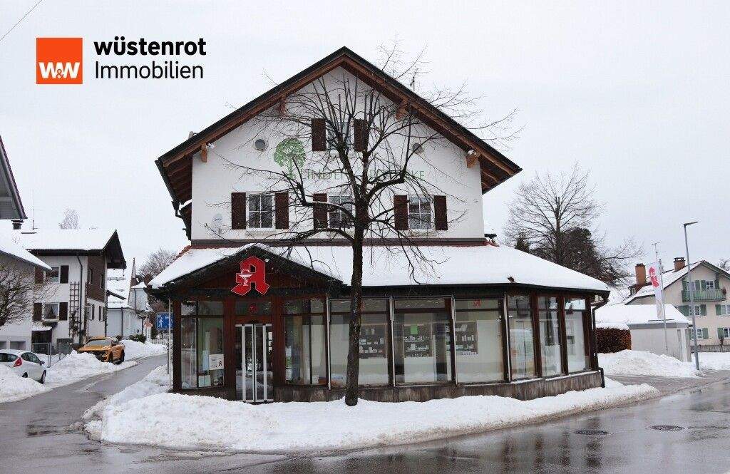 Immobilie in Nesselwang - Wohn- und Geschäftshaus mit Apotheke und Kfz-Stellplätze auf eigenem Grundstück - Bild 0