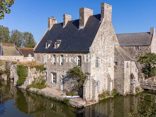 Einfamilienhaus zum Kauf 995.000 € 6 Zimmer 380 m² 516.414 m² Grundstück Bricquebec-en-Cotentin 50260