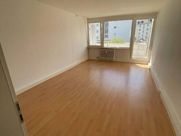 Bürofläche zur Miete provisionsfrei 550 € 27 m² Bürofläche Hornusstraße Brühl Freiburg im Breisgau 79108