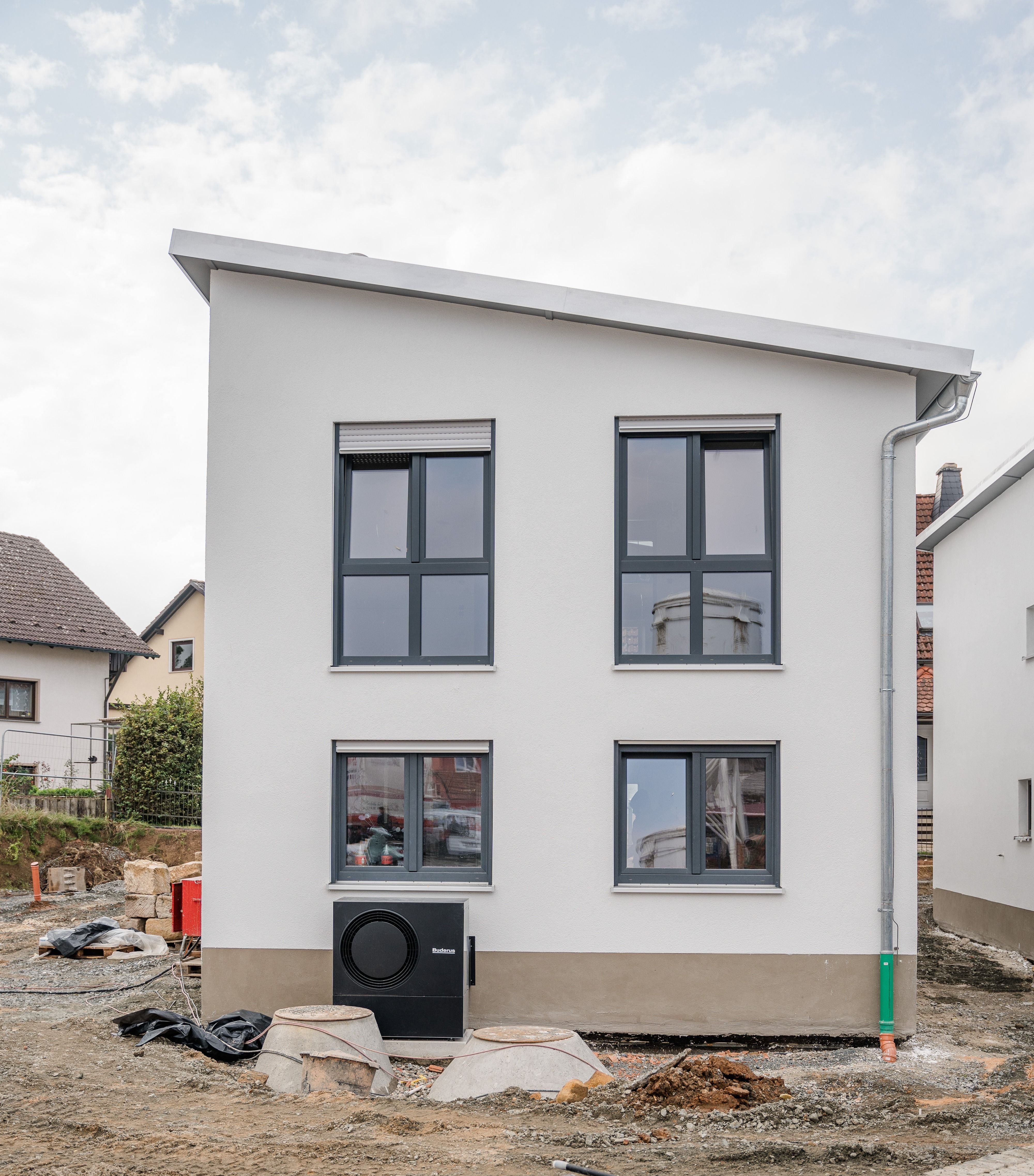 Einfamilienhaus zum Kauf provisionsfrei 545.000 € 4,5 Zimmer 131 m²<br/>Wohnfläche 213 m²<br/>Grundstück ab sofort<br/>Verfügbarkeit Woffendorfer Straße 1-3 Altenkunstadt Altenkunstadt 96264