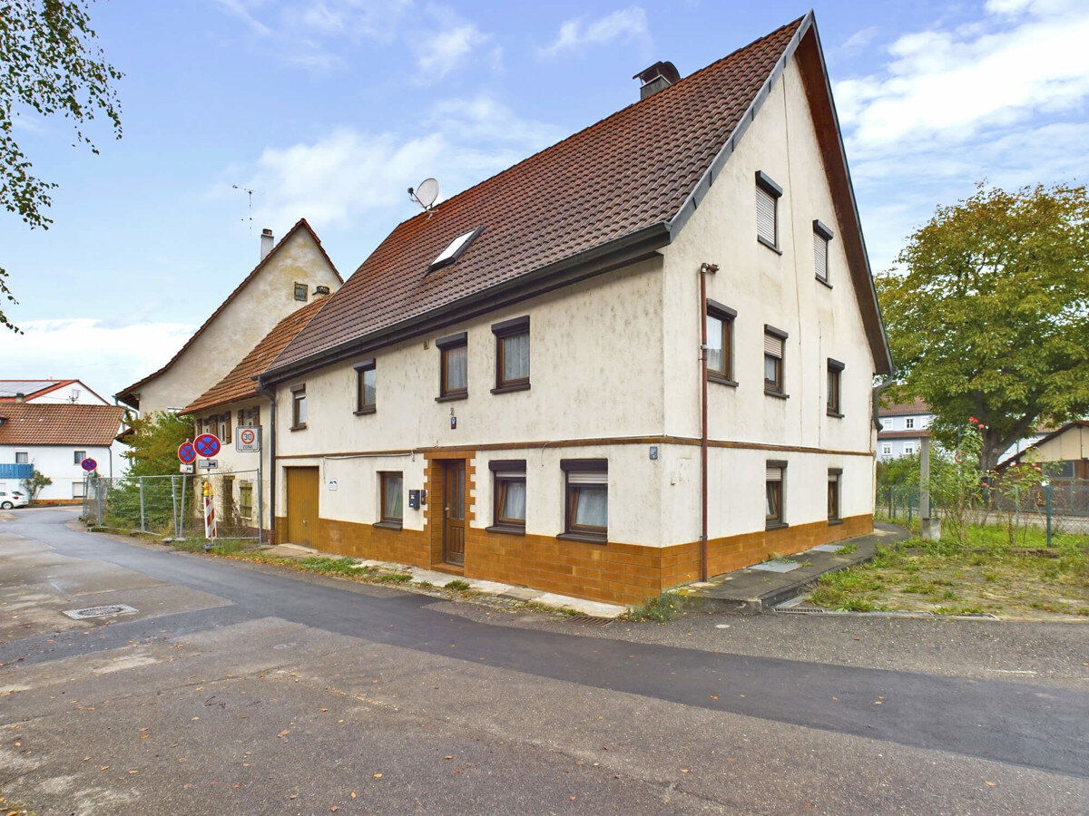 Mehrfamilienhaus zum Kauf 170.000 € 11 Zimmer 170 m²<br/>Wohnfläche 298 m²<br/>Grundstück Faurndau Göppingen / Faurndau 73035