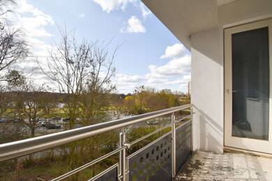 Wohnung zum Kauf 95.000 € 3 Zimmer 61 m² Dachgeschoss, 3. Geschoss Hellwinkel Wolfsburg 38446