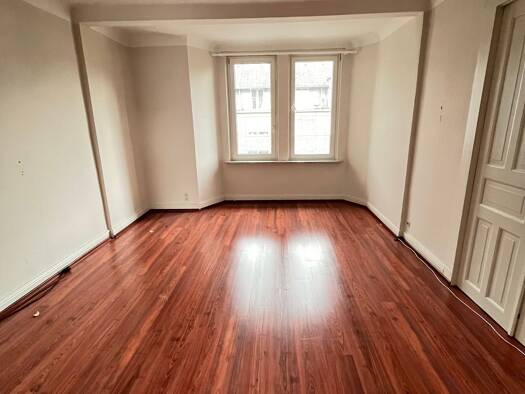 Wohnung zur Miete 579 € 3 Zimmer 77 m² frei ab sofort Kuhberg 36 Innenstadt Neumünster 24534