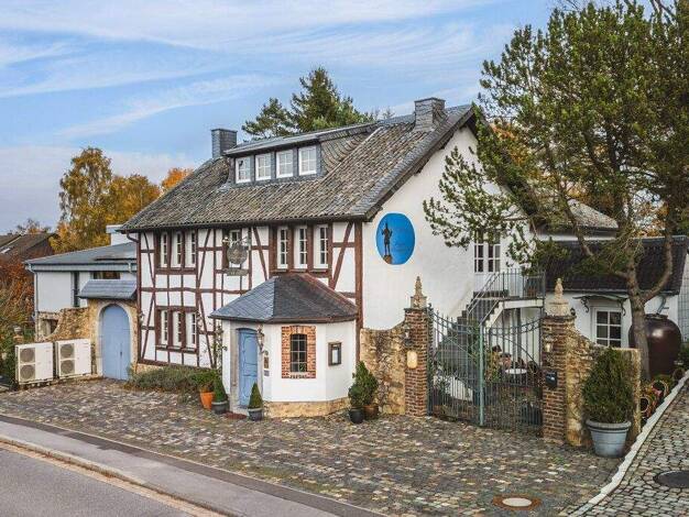 Restaurant zur Miete 2.500 € 374 m² Gastrofläche Roetgen 52159