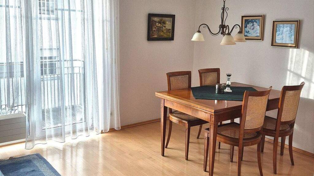 Wohnung zum Kauf 310.000 € 2 Zimmer 57 m² Geschoss 1/3 Nikola Landshut 84034