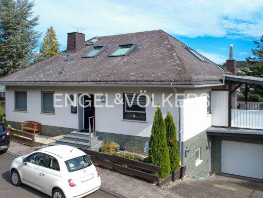 Maisonette zum Kauf 449.000 € 6 Zimmer 177 m² Strinz-Margarethä Hohenstein 65329