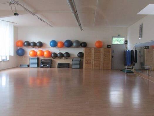 Medizinisches Gebäude zum Kauf als Kapitalanlage geeignet 2.250.000 € 2.164 m² Eisenach 99817