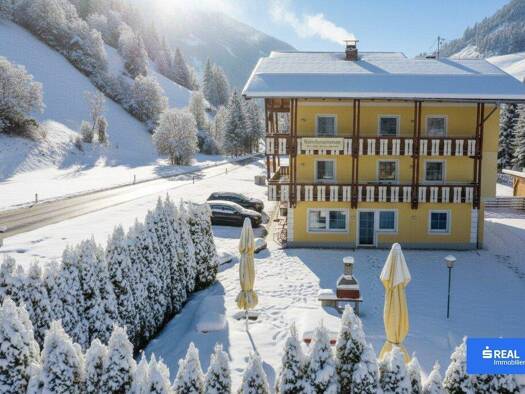 Hotel zum Kauf 1.761 m² Grundstück Mörtschach 9842