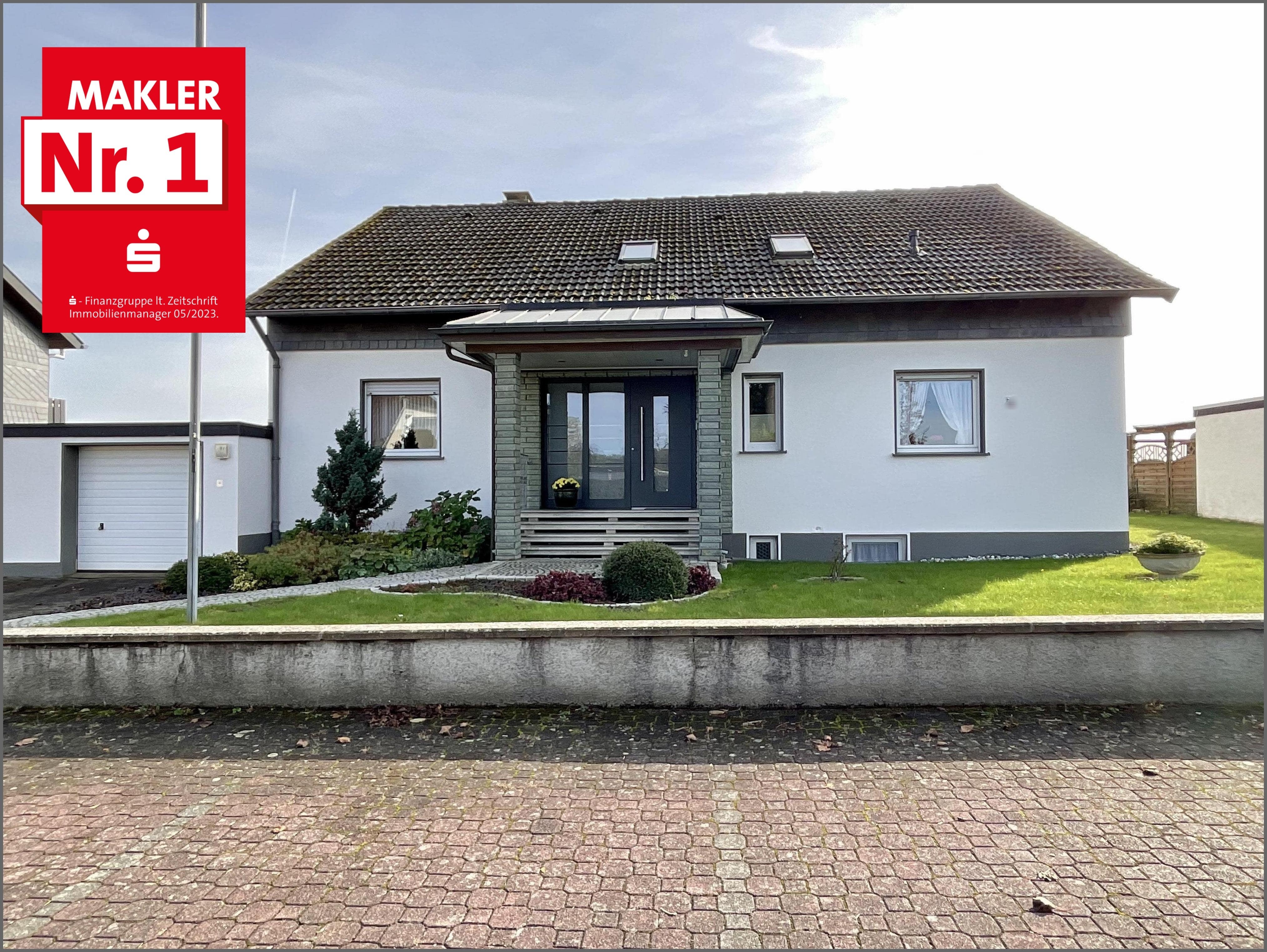 Mehrfamilienhaus zum Kauf 249.000 € 7 Zimmer 177,3 m²<br/>Wohnfläche 969 m²<br/>Grundstück Warstein Warstein 59581