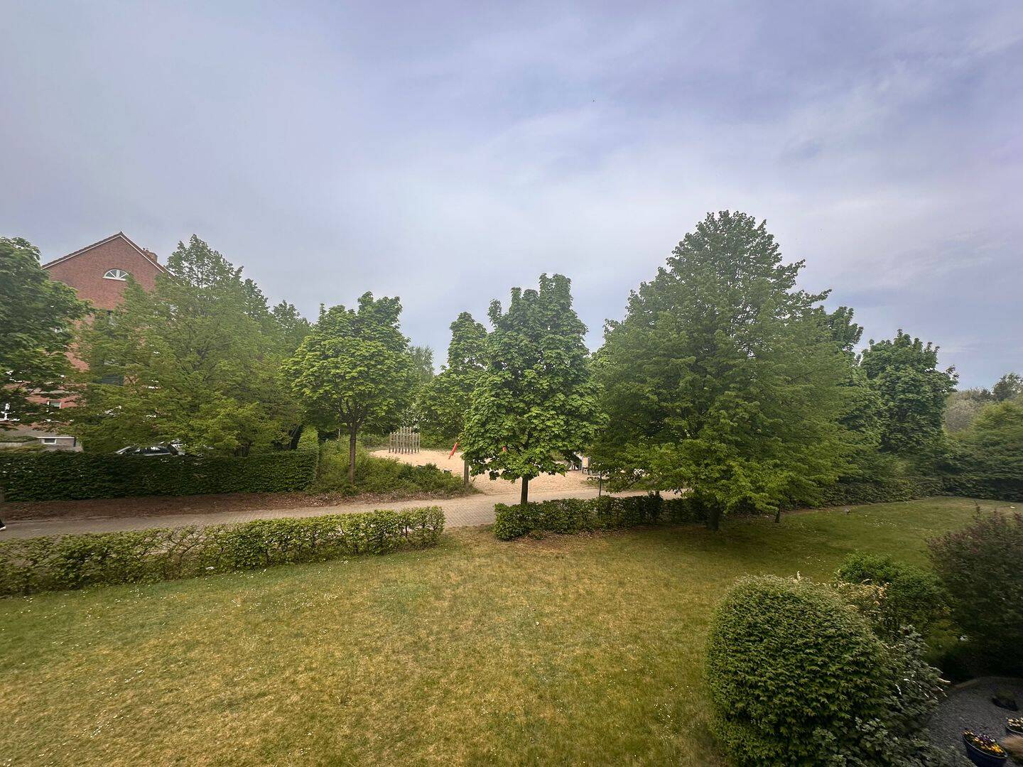 Property thumbnail 9
