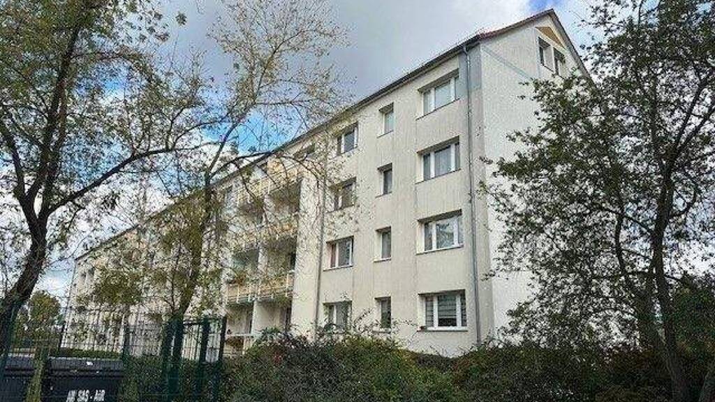 Wohnung zum Kauf als Kapitalanlage geeignet 49.000 € 2 Zimmer 49 m² Erich- Weinert- Straße 92 Weißenfels 06667