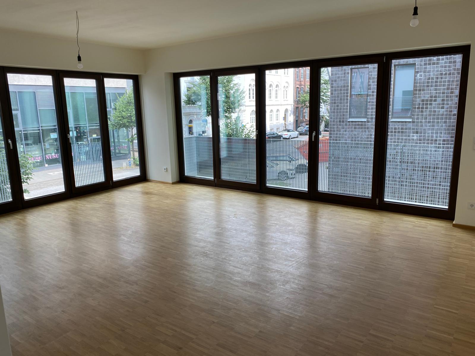 Wohnung zur Miete 1.095 € 2 Zimmer 80 m²<br/>Wohnfläche 1.<br/>Geschoss Harburg Hamburg 21079