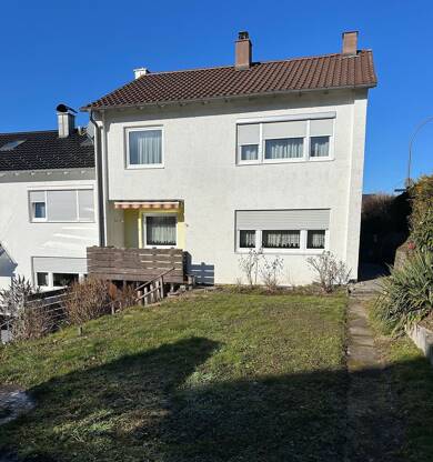 Haus zum Kauf 330.000 € 6 Zimmer 100 m² 350 m² Grundstück frei ab sofort Theodor-Heuss-Str.51 Nagold Nagold 72202