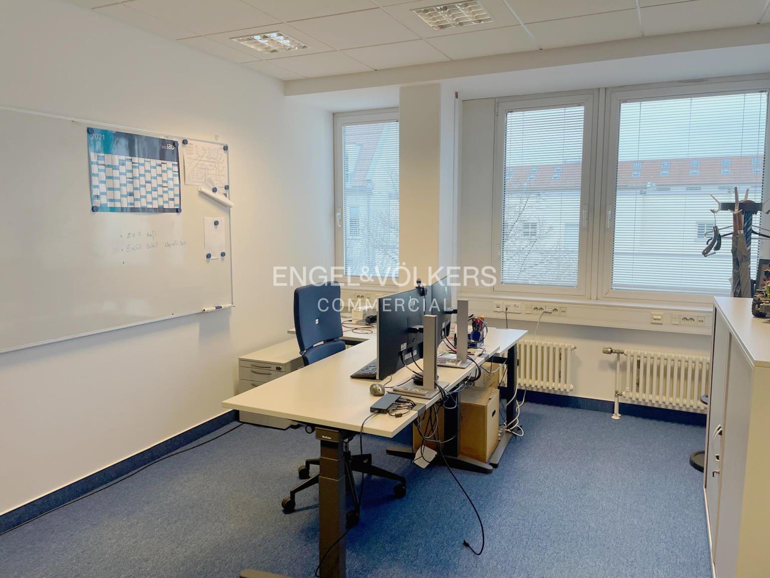 Büro-/Praxisfläche zur Miete 16,50 € 5.043,9 m²<br/>Bürofläche ab 511 m²<br/>Teilbarkeit Charlottenburg Berlin 10587