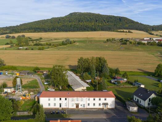 Mehrfamilienhaus zum Kauf 250.000 € 20 Zimmer 532 m² 1.944 m² Grundstück Sünna Unterbreizbach 36414