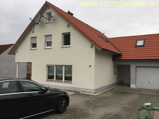 Wohnung zur Miete 750 € 3 Zimmer 80 m² Neunburg Neunburg vorm Wald 92431