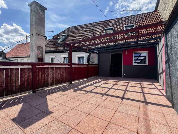 Wohnung zum Kauf 149.000 € 4 Zimmer 101,1 m² 1. Geschoss Zentbechhofen 91315