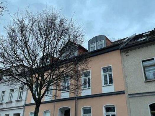 Wohnung zur Miete 540 € 3 Zimmer 98 m² 1. Geschoss frei ab 01.05.2026 Moritzstraße 58 Innenstadt Zwickau 08056