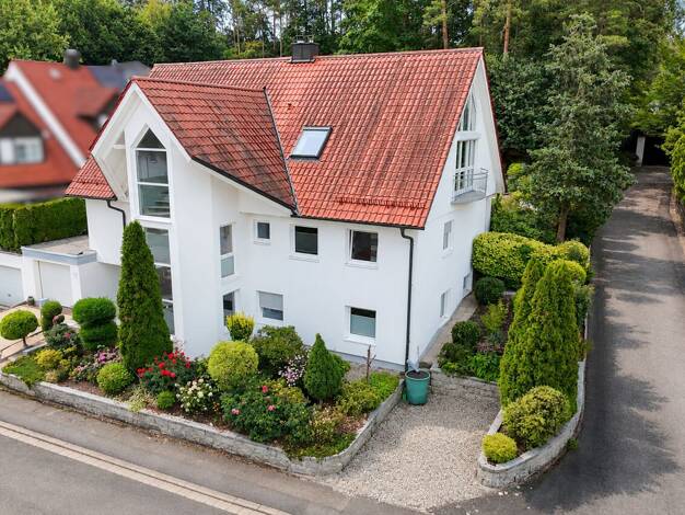 Einfamilienhaus zum Kauf 895.000 € 7 Zimmer 300 m² 477 m² Grundstück Röttenbach 91341