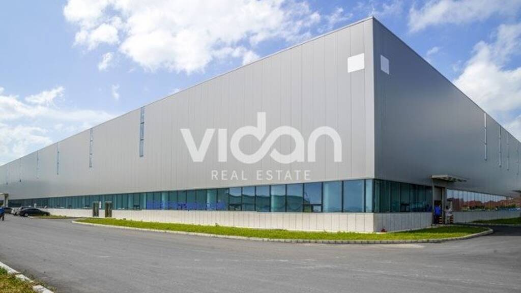 Lagerhalle zur Miete provisionsfrei 34.643 m² Lagerfläche teilbar ab 6.600 m² Holten Oberhausen 46147