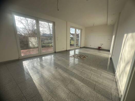 Terrassenwohnung zur Miete 850 € 3 Zimmer 77 m² EG frei ab sofort Waldweg Mengershausen Rosdorf 37124