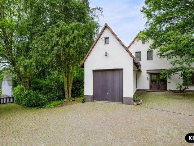 Einfamilienhaus zum Kauf 399.000 € 6 Zimmer 250,5 m² 1.559 m² Grundstück Lüdenscheid Lüdenscheid 58511
