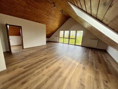 Wohnung zur Miete 550 € 1,5 Zimmer 81 m² Alteglofsheim 93087