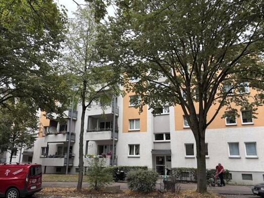 Wohnung zur Miete 795 € 3 Zimmer 81,1 m² 1. Geschoss frei ab 01.11.2026 Ostheimer Str. 99 Vingst Kalk 51103