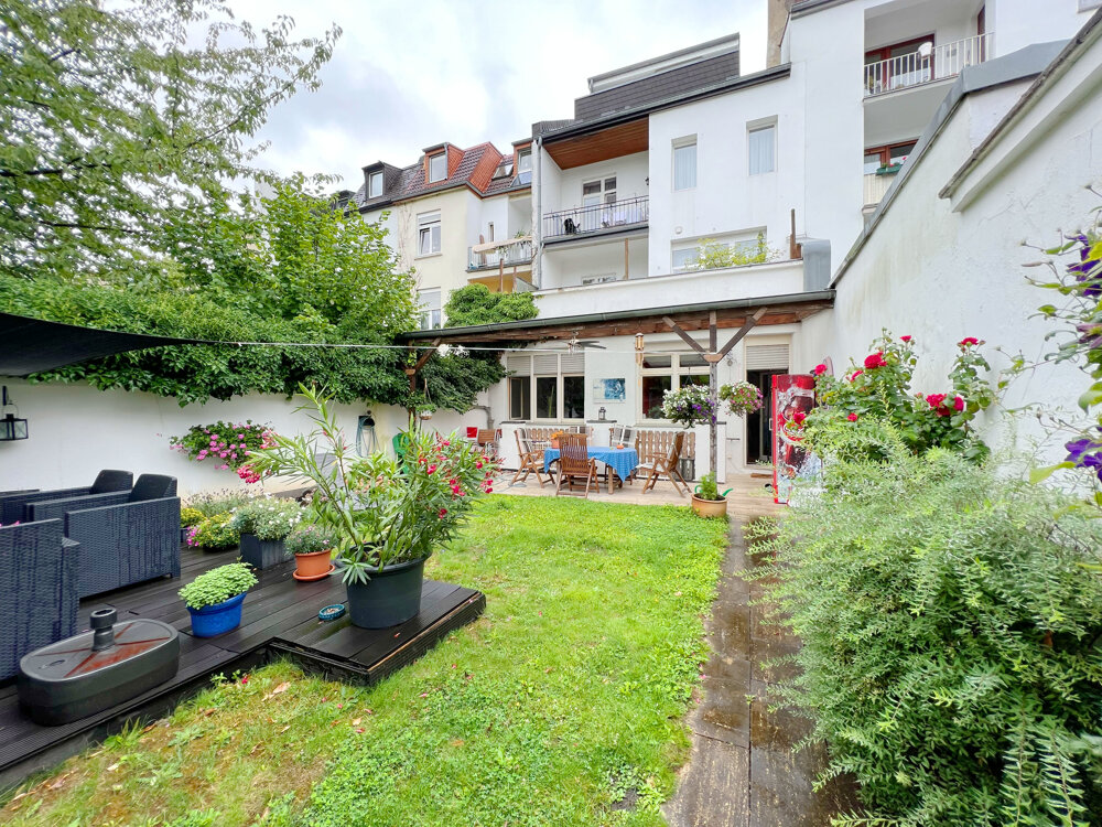 Mehrfamilienhaus zum Kauf 520.000 € 13 Zimmer 372 m²<br/>Wohnfläche 252 m²<br/>Grundstück Heyden Mönchengladbach 41236