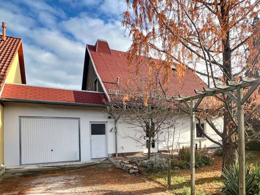 Einfamilienhaus zum Kauf 365.000 € 5,5 Zimmer 132,7 m² 610 m² Grundstück Rudolstädter Straße 359 Niedernissa Erfurt / Niedernissa 99099