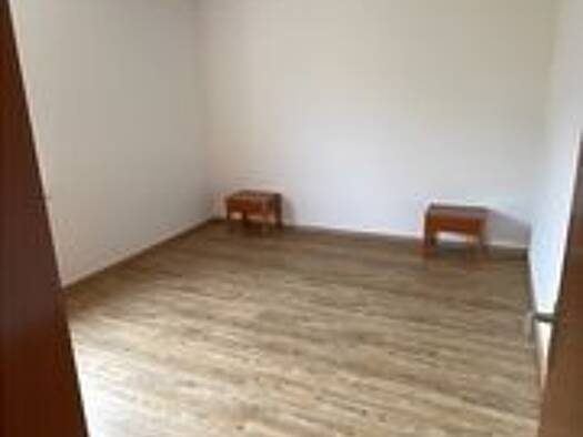 Wohnung zur Miete 1.200 € 2 Zimmer 40 m² Geschoss 2/4 frei ab sofort Ismaning Ismaning 85737