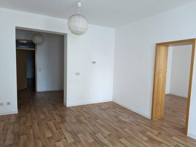 Wohnung zur Miete 300 € 2 Zimmer 89,9 m² 1. Geschoss Steinweg 79 Mühlhausen 99974