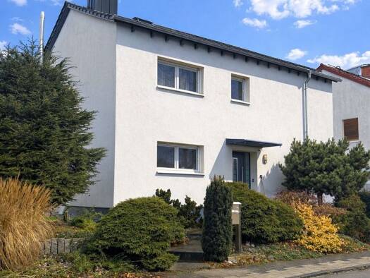 Einfamilienhaus zur Miete 2.000 € 3,5 Zimmer 140 m² frei ab 01.02.2026 Lampertheim 68623